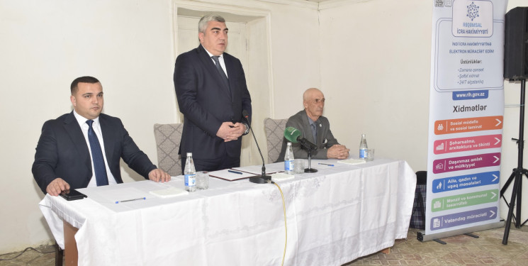 Üçgün kəndində səyyar vətəndaş qəbulu keçirilib.